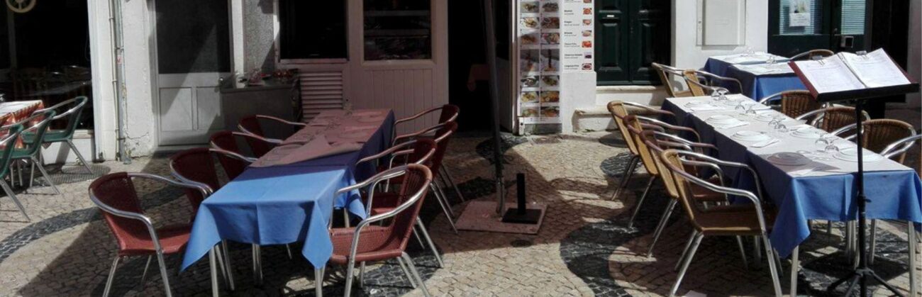 Restaurante Cova Funda - Grelhados no carvão em Cacilhas