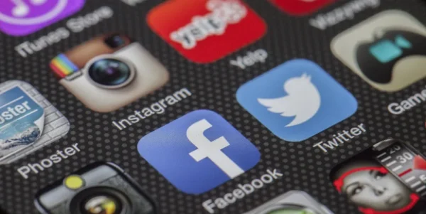 Nas redes sociais não misture a sua empresa com a vida pessoal